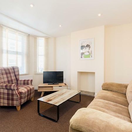 Leamington Spa Town House 2-Bed, 2 Bath Екстериор снимка